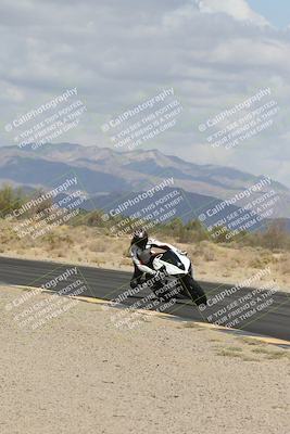 media/May-05-2025-Moto Forza (Mon) [[3c1838c5e5]]/2-B Group/Session 2 (Turn 7 Inside)/